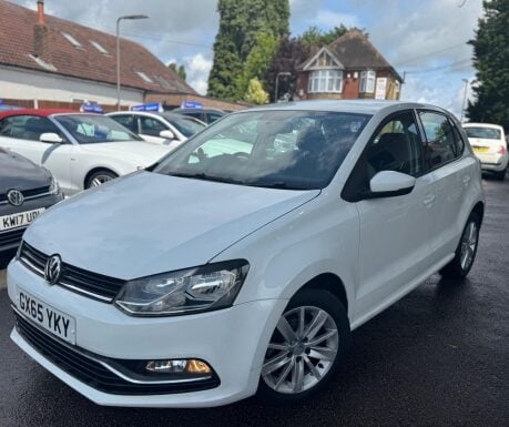 Volkswagen Polo SE 1