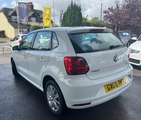Volkswagen Polo SE 2