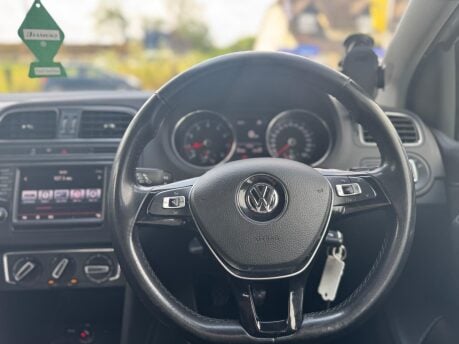 Volkswagen Polo SE 10
