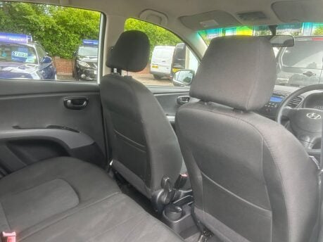 Hyundai i10 ACTIVE 22