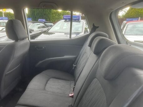 Hyundai i10 ACTIVE 25