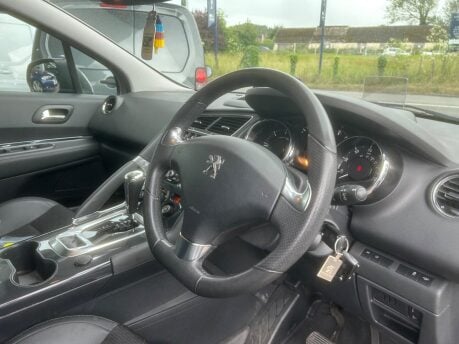 Peugeot 3008 BLUE HDI S/S ALLURE 5
