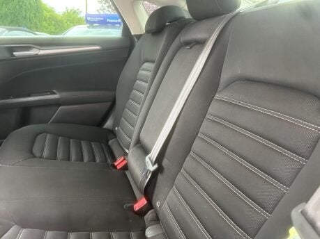 Ford Mondeo ZETEC ECONETIC TDCI 30