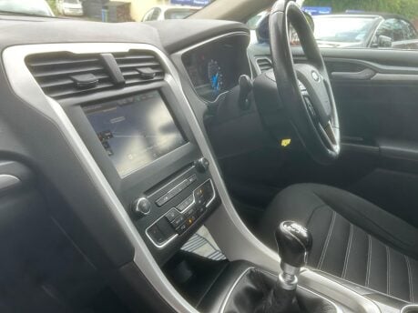 Ford Mondeo ZETEC ECONETIC TDCI 33