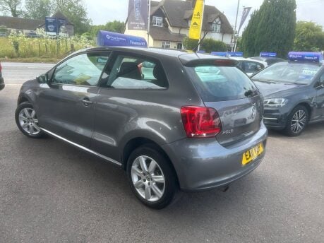 Volkswagen Polo SE DSG 11