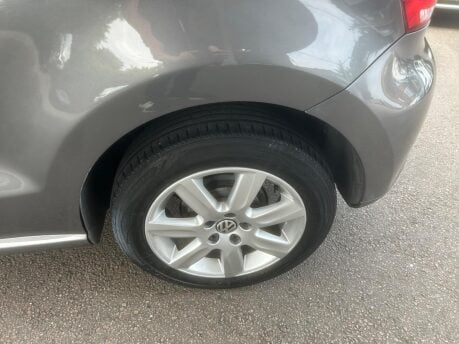 Volkswagen Polo SE DSG 24