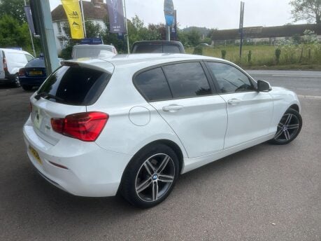 BMW 1 Series 118I SPORT 8