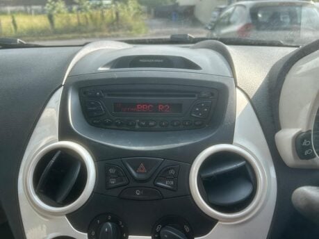 Ford Ka ZETEC BLACK EDITION 11