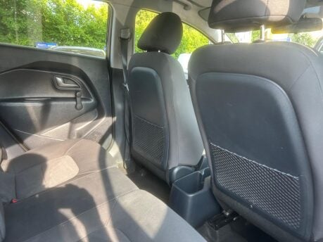Kia Rio 1 21