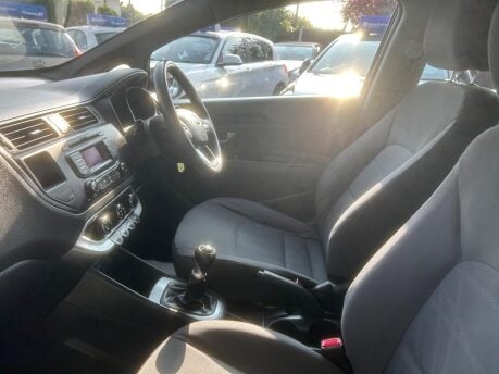 Kia Rio 1 27