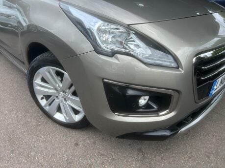 Peugeot 3008 BLUE HDI S/S ALLURE 15