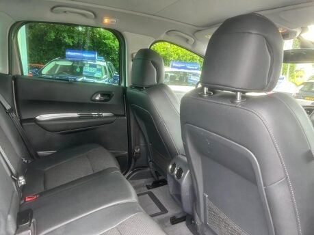 Peugeot 3008 BLUE HDI S/S ALLURE 31