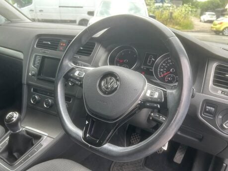 Volkswagen Golf SE TDI BLUEMOTION TECHNOLOGY 12