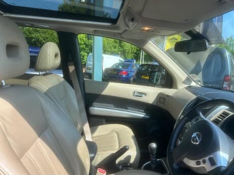 Nissan X-Trail TEKNA DCI 7