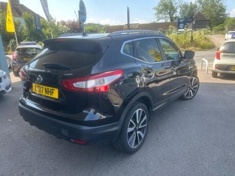 Nissan Qashqai DCI TEKNA 8
