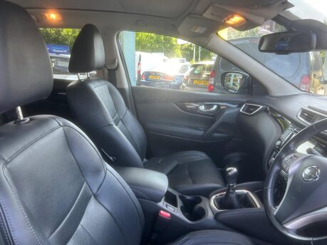 Nissan Qashqai DCI TEKNA 10