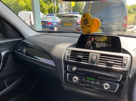 BMW 1 Series 118I SPORT 18