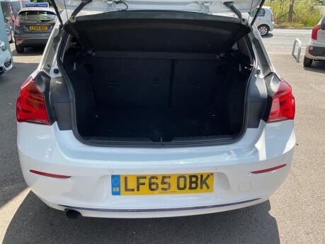 BMW 1 Series 118I SPORT 31