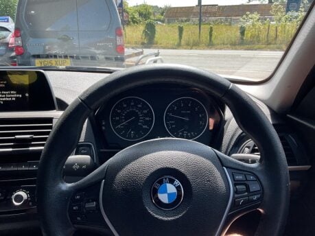 BMW 1 Series 118I SPORT 32