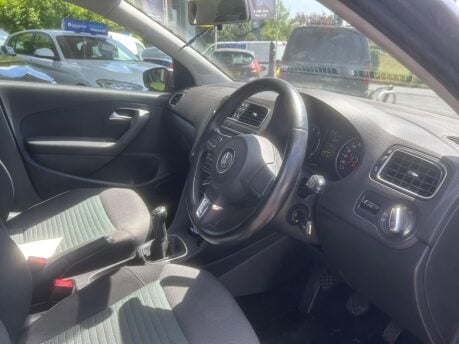 Volkswagen Polo SE 9
