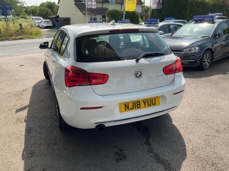BMW 1 Series 118I SPORT 4