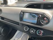 Toyota Yaris VVT-I ICON 24