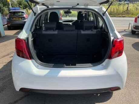 Toyota Yaris VVT-I ICON 30