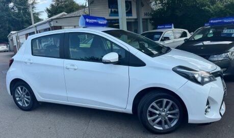 Toyota Yaris 1.0 VVT-i Icon Euro 6 5dr 8