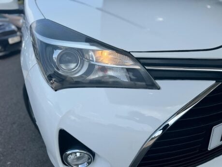 Toyota Yaris 1.0 VVT-i Icon Euro 6 5dr 11