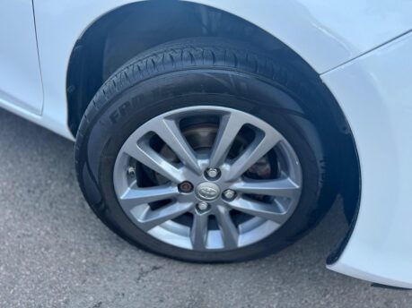 Toyota Yaris 1.0 VVT-i Icon Euro 6 5dr 14