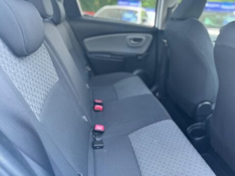 Toyota Yaris 1.0 VVT-i Icon Euro 6 5dr 30