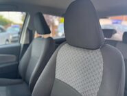 Toyota Yaris 1.0 VVT-i Icon Euro 6 5dr 32