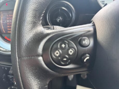 Mini Hatch COOPER SD 19