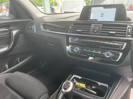 BMW 1 Series 118I SPORT 13