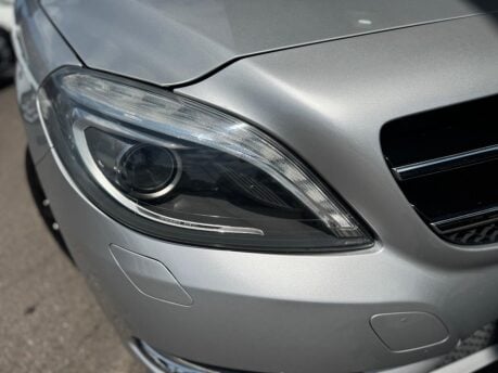 Mercedes-Benz B Class B180 CDI BLUEEFFICIENCY SPORT 11