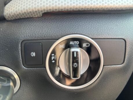 Mercedes-Benz B Class B180 CDI BLUEEFFICIENCY SPORT 19