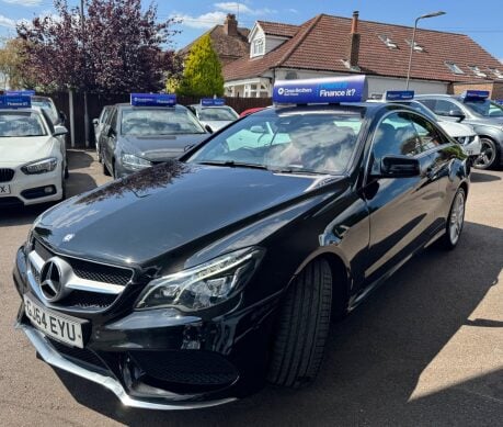 Mercedes-Benz E Class E220 BLUETEC AMG LINE 3