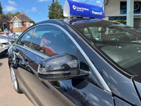 Mercedes-Benz E Class E220 BLUETEC AMG LINE 13
