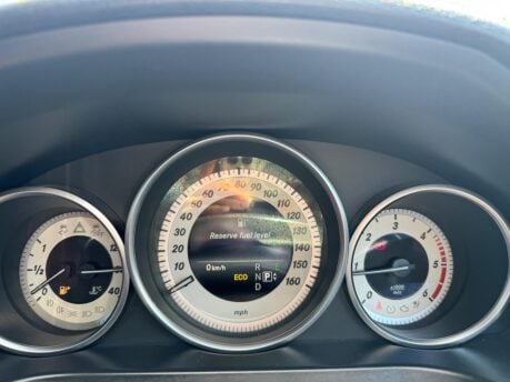 Mercedes-Benz E Class E220 BLUETEC AMG LINE 21
