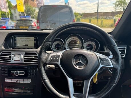 Mercedes-Benz E Class E220 BLUETEC AMG LINE 24