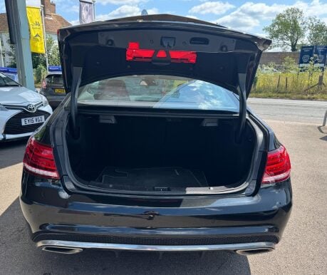 Mercedes-Benz E Class E220 BLUETEC AMG LINE 35