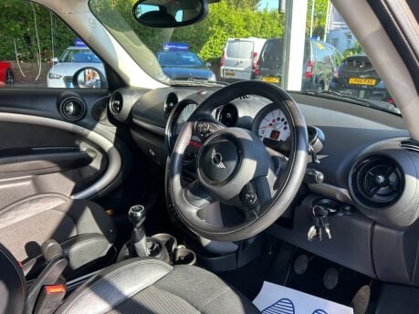 Mini Countryman COOPER D 26