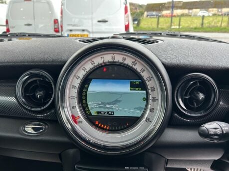 Mini Hatch COOPER SD 23