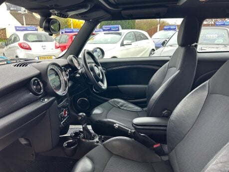 Mini Hatch COOPER SD 30