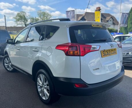 Toyota Rav4 2.2 D-CAT Icon Auto 4WD Euro 5 5dr 5