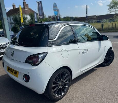 Vauxhall Adam GLAM 4