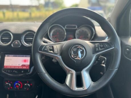 Vauxhall Adam GLAM 10