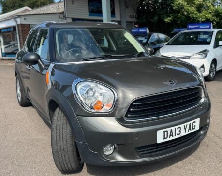Mini Countryman ONE 5