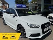Audi A1 SPORTBACK TDI BLACK EDITION 1