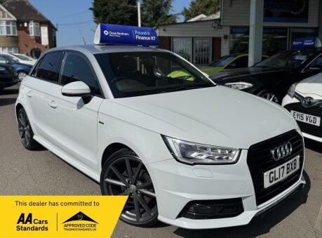 Audi A1 SPORTBACK TDI BLACK EDITION 1